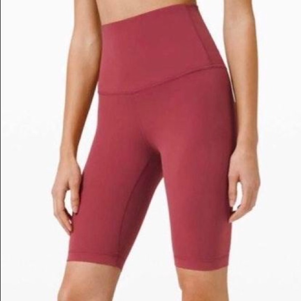 Lululemon 10inch aligns shorts